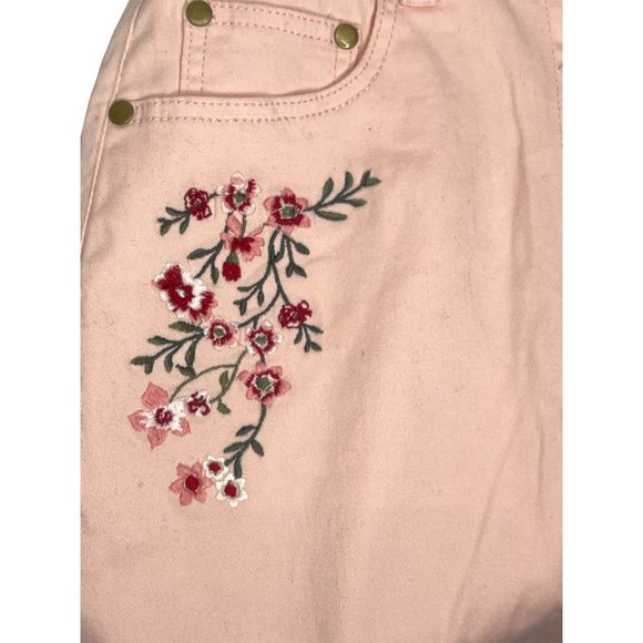 ONE HART Juniors Pink Embroidered Flowers Mini Skirt Unlined Size M - Picture 3 of 4